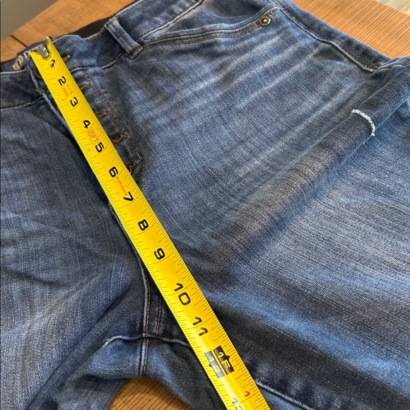 Democracy High Rise Distressed Button-Fly Jeans with elastic waistband. - Picture 7 of 11